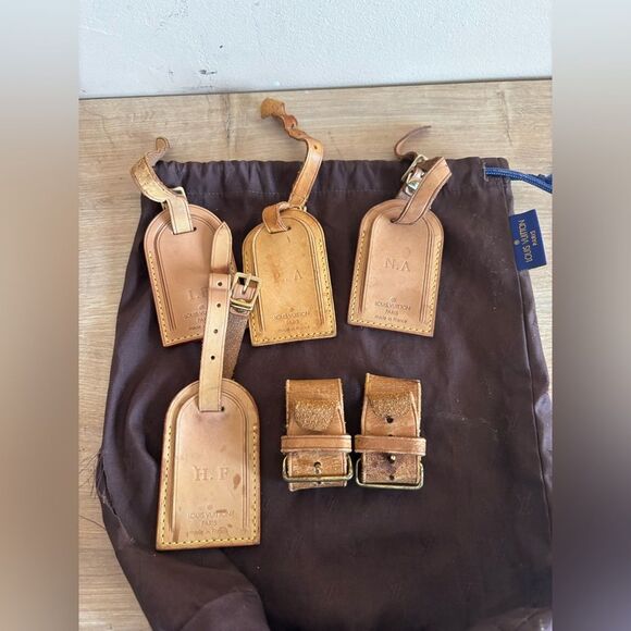 Authentic Louis Vuitton id tags lot with dust bag - Picture 1 of 4